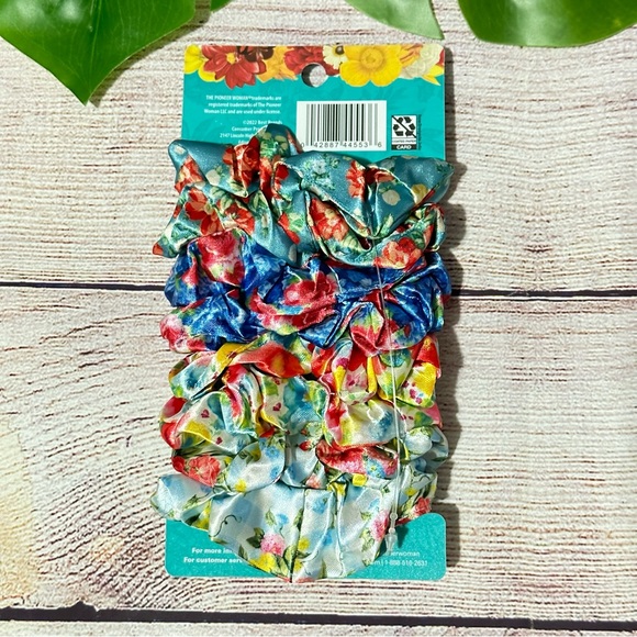 The Pioneer Woman Hair Ties 8 pack & Cosmetic bag NWT - Picture 6 of 9